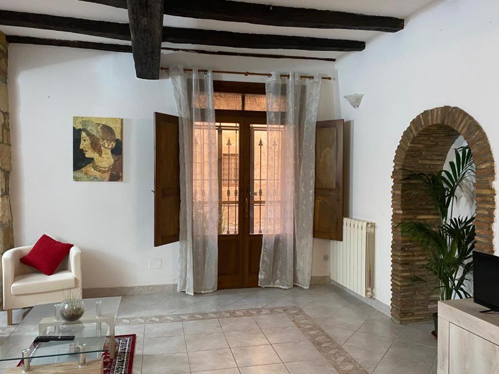 La Fanciulla Velca Apartment Tarquinia Ngoại thất bức ảnh