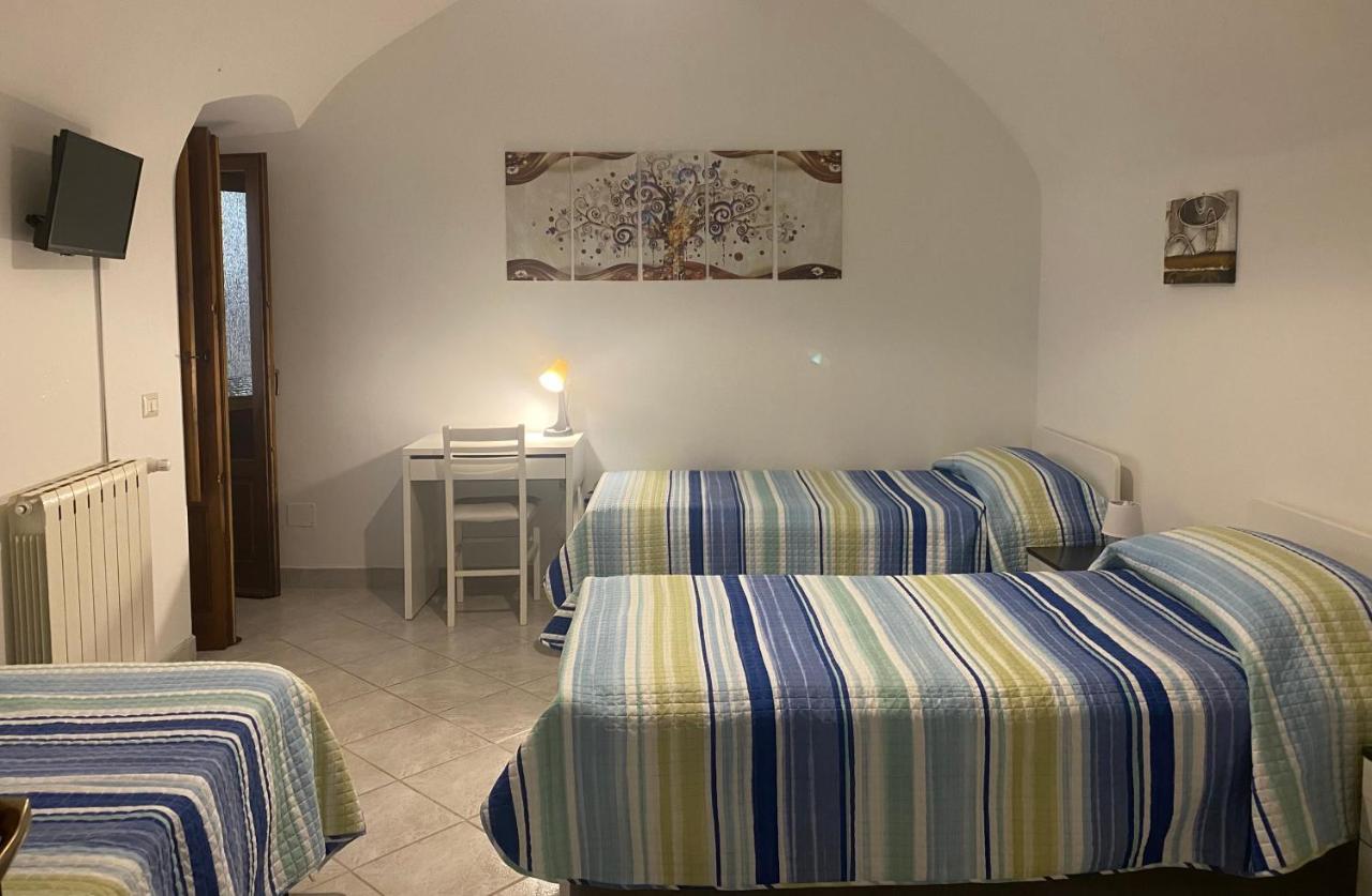La Fanciulla Velca Apartment Tarquinia Ngoại thất bức ảnh